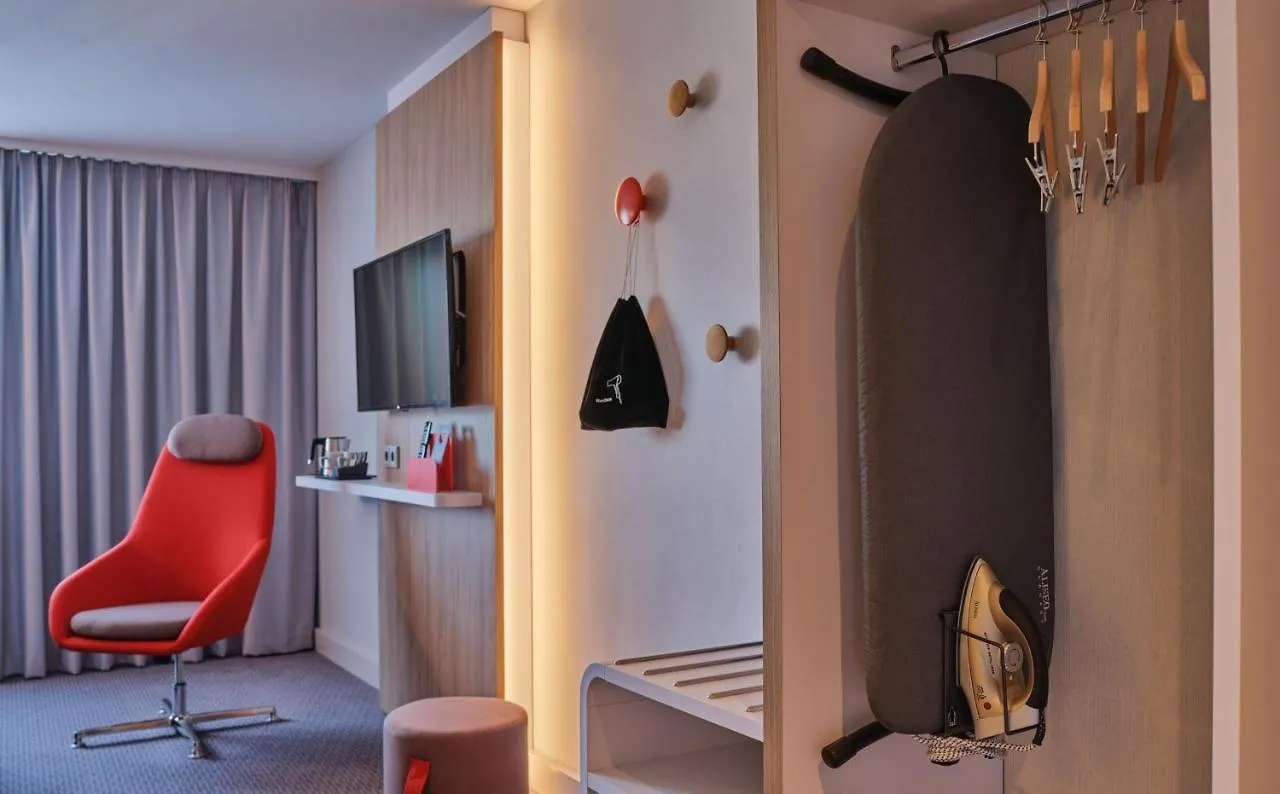 Holiday Inn Express Duesseldorf - City North By Ihg Ξενοδοχείο