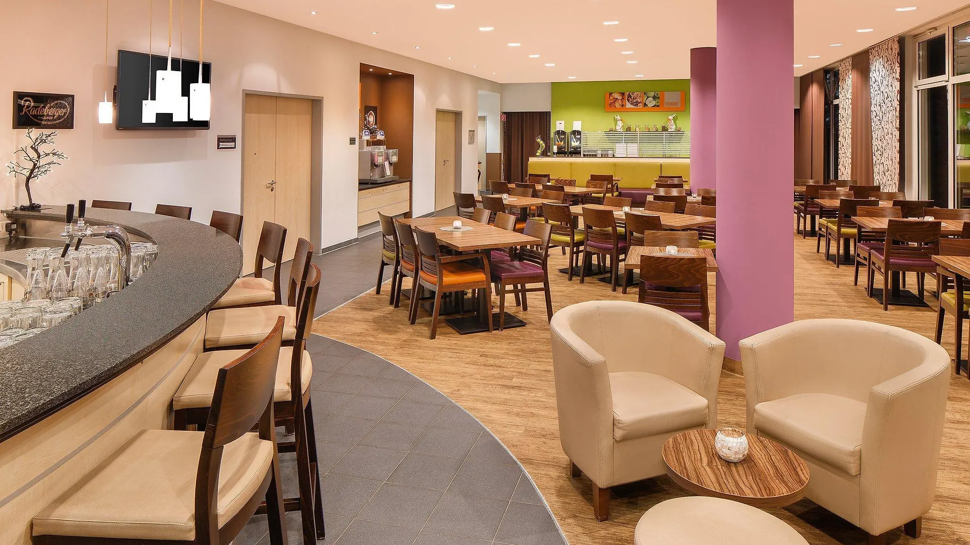 Holiday Inn Express Duesseldorf - City North By Ihg Ξενοδοχείο Ντίσελντορφ
