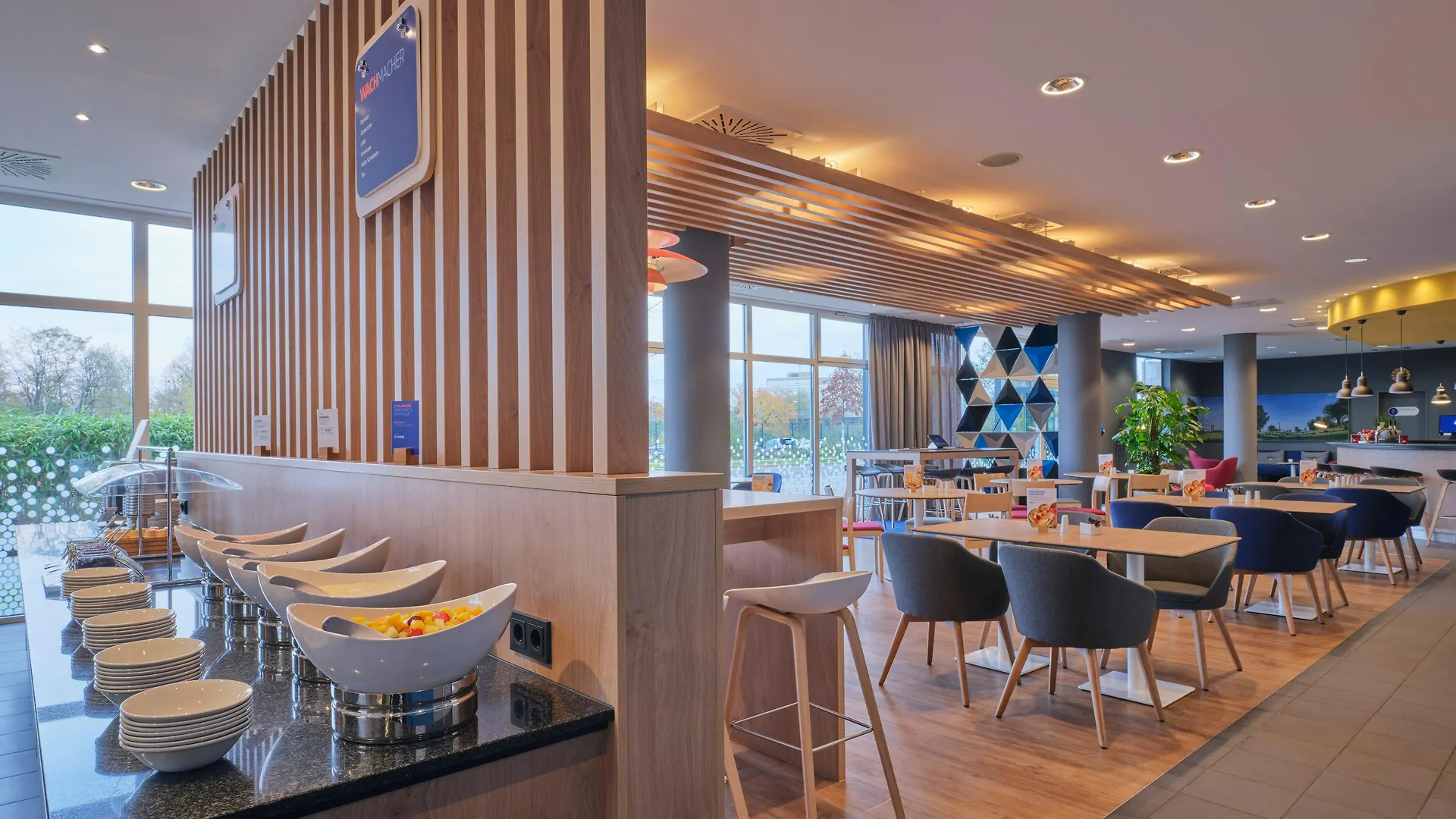 Holiday Inn Express Duesseldorf - City North By Ihg Γερμανία