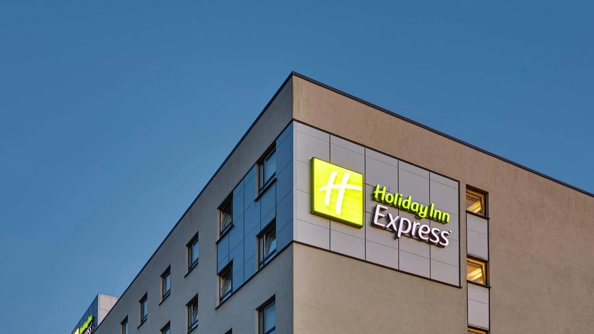 Holiday Inn Express Duesseldorf - City North By Ihg Γερμανία