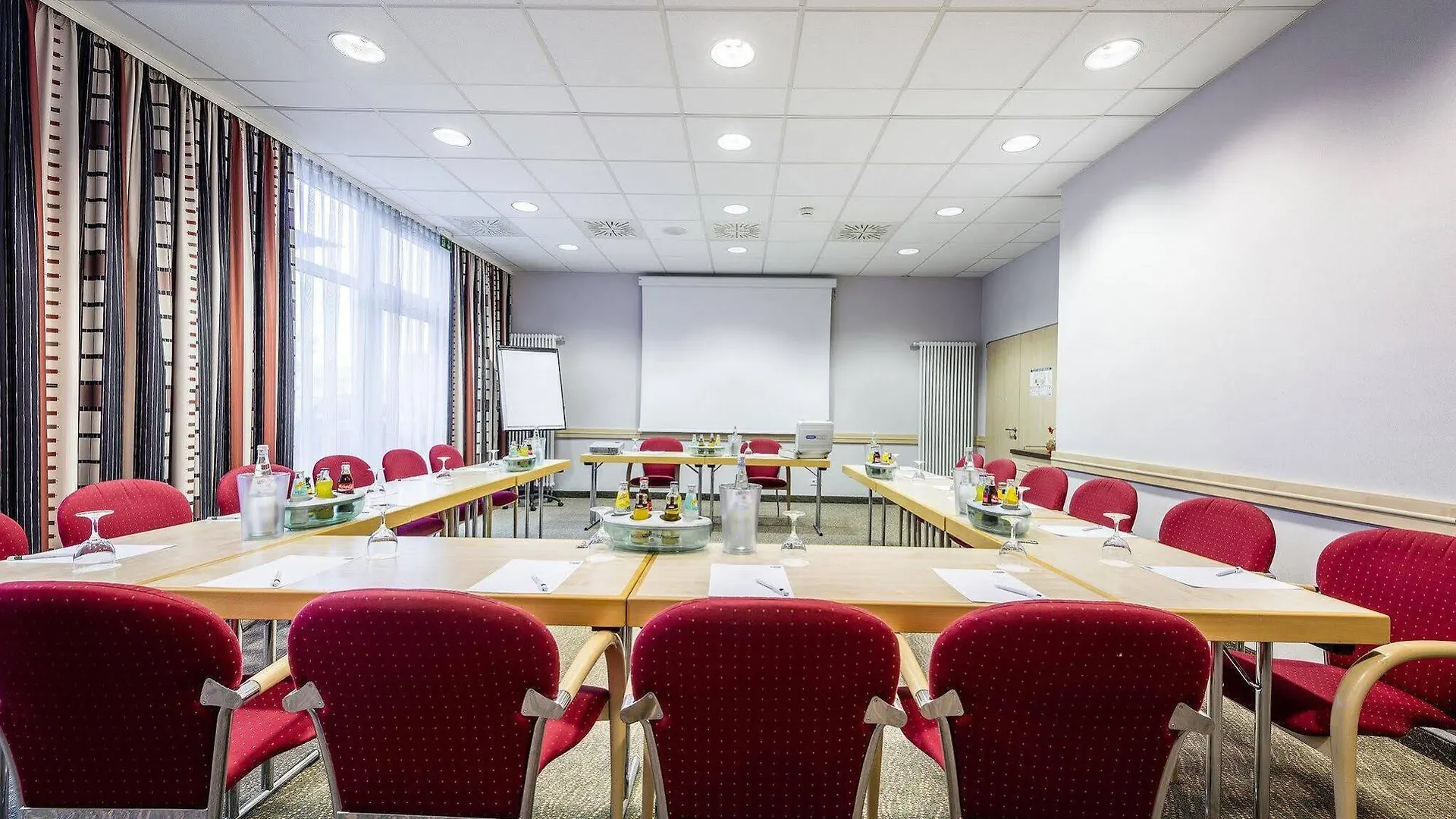 Holiday Inn Express Duesseldorf - City North By Ihg Ξενοδοχείο Ντίσελντορφ