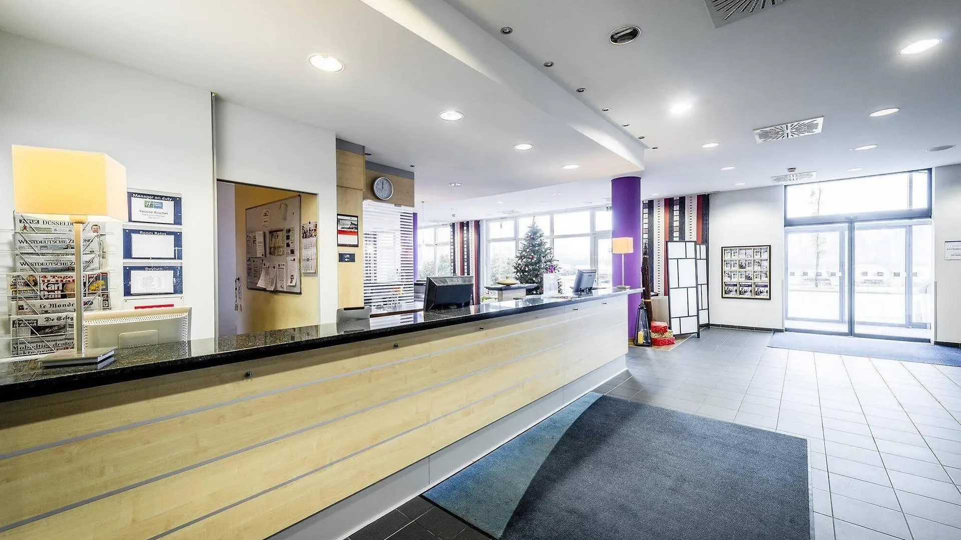 Holiday Inn Express Duesseldorf - City North By Ihg Γερμανία